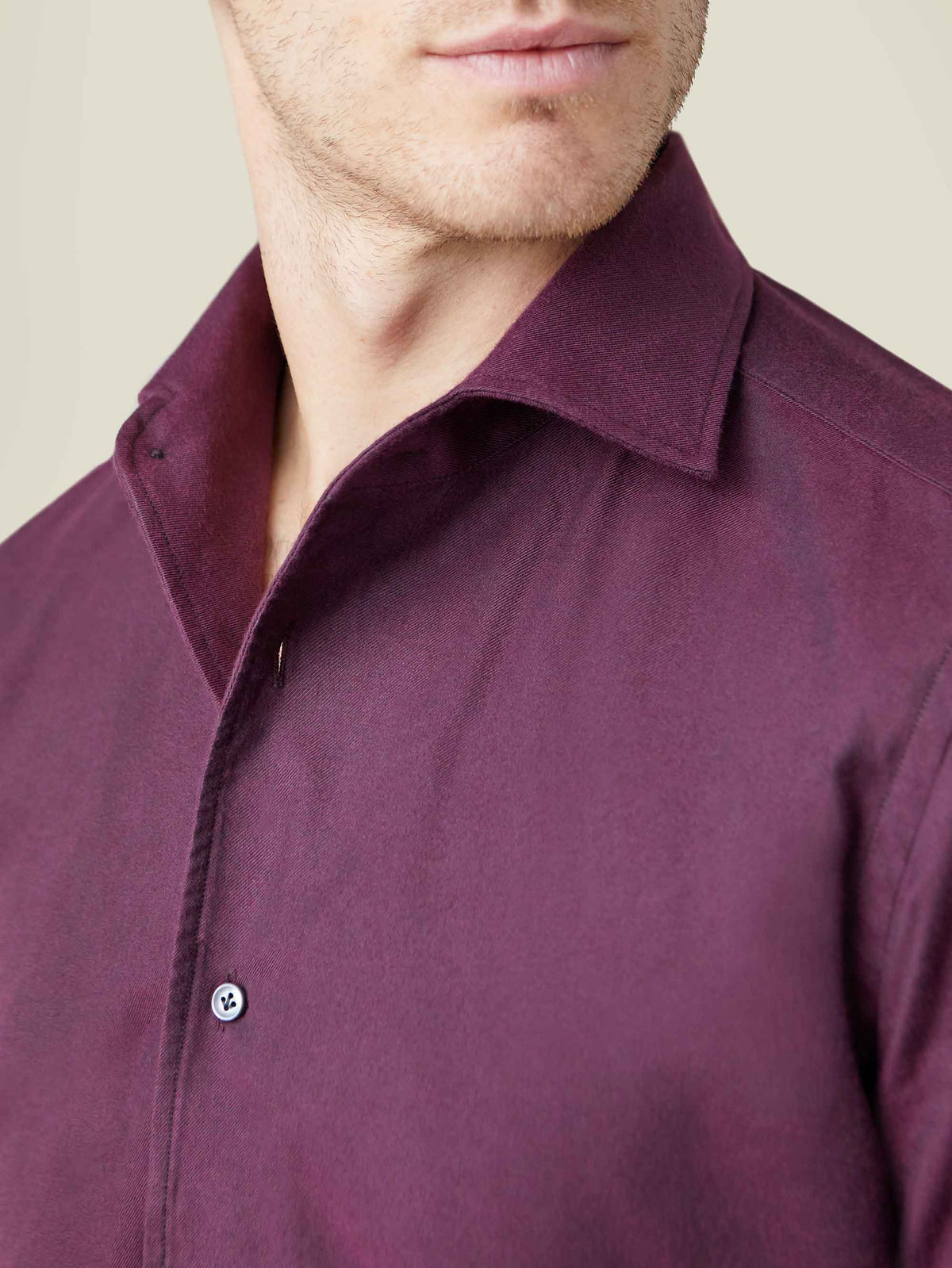Close-up of the one-piece collar and soft texture of the Luca Faloni Burgundy Brushed Cotton Shirt.