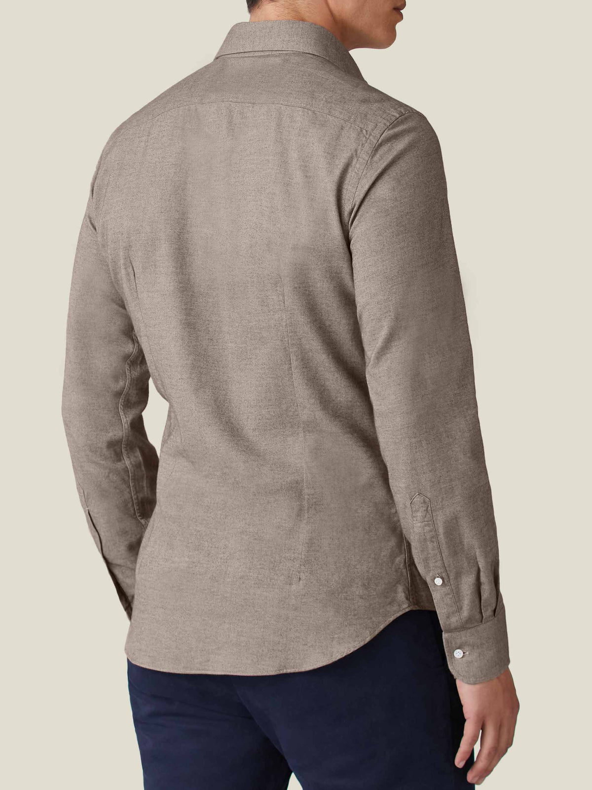 The back of the Brushed Cotton Shirt in Nocciola Brown, worn by a model to showcase the fit.