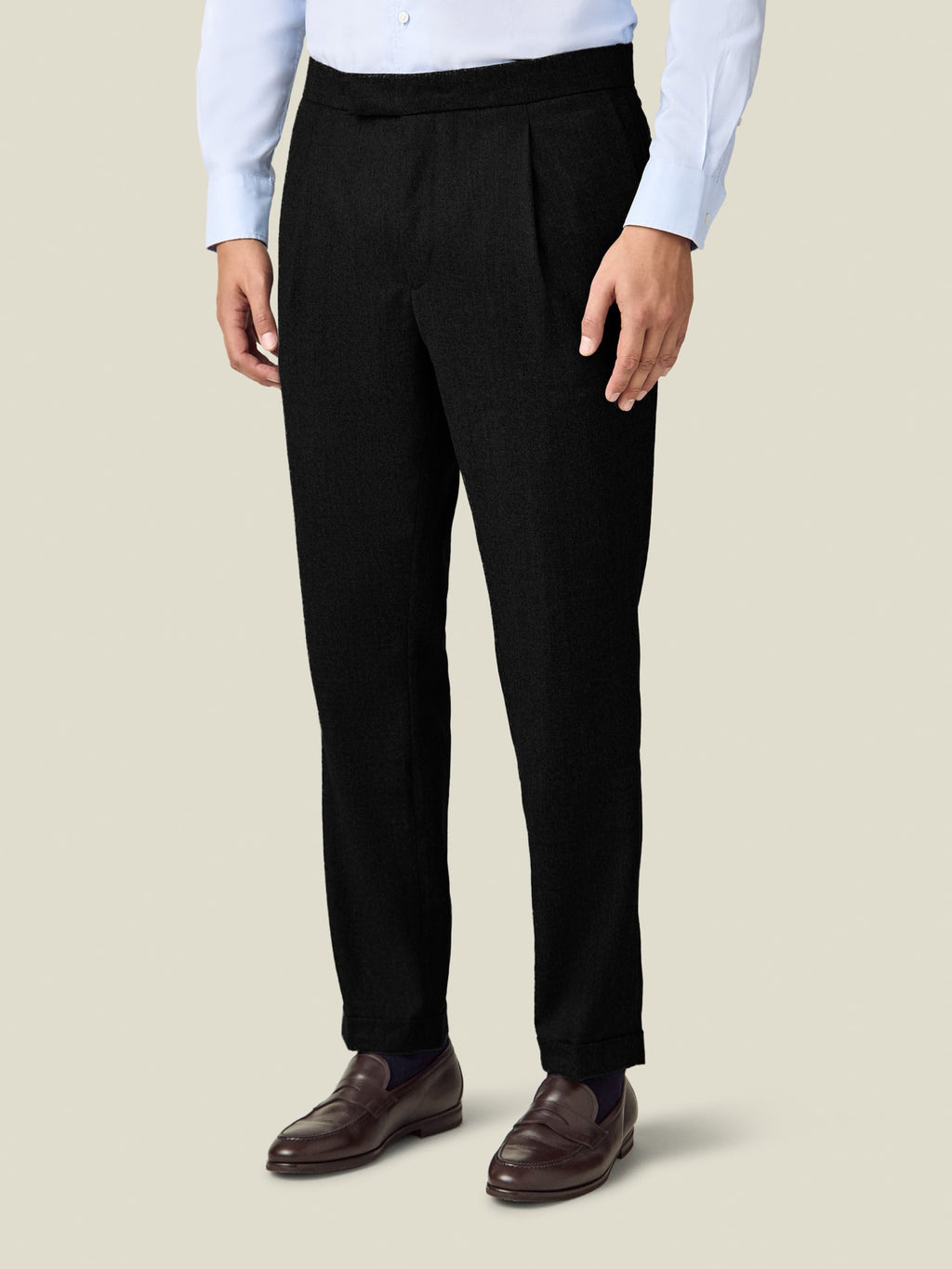 Luca Faloni Virgin Wool Pleated Trousers - Black - view 1