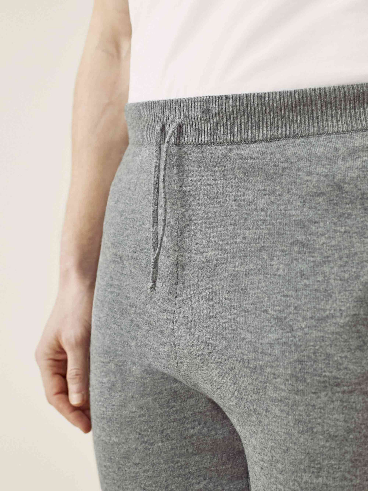 Close-up of the ribbed waistband and drawstring on the Dolomiti Grey Cashmere Joggers.