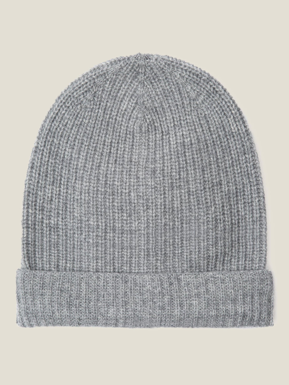 Front view of the Dolomiti Grey Chunky Knit Beanie in pure cashmere, showcasing the ribbed texture and folded cuff.